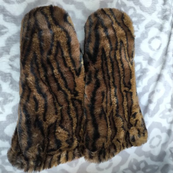NTW faux fur fleece lined winter mitten gloves gauntlet style animal tiger print - Picture 1 of 5